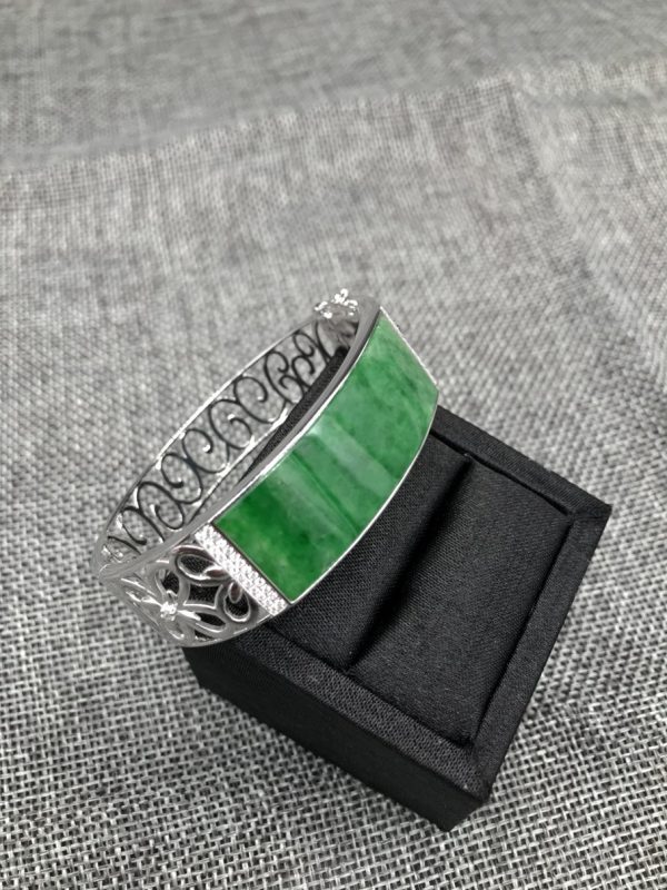 Green Jadeite Bangle In White Gold - Image 3