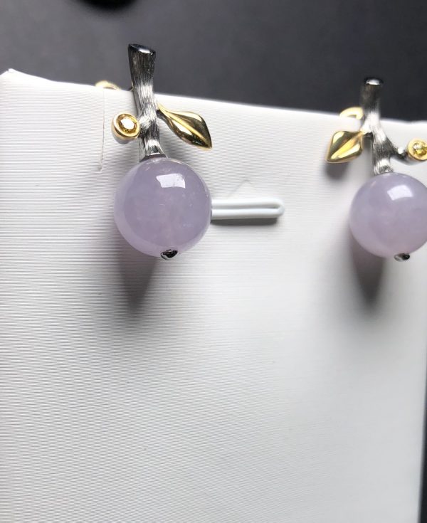Highly translucent icy lavender jadeite beads earring - Image 5