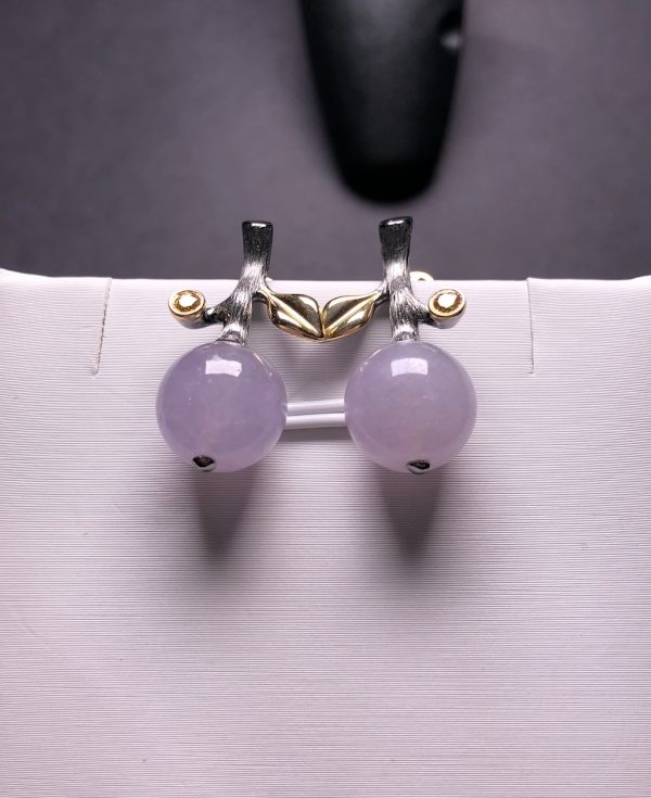 Highly translucent icy lavender jadeite beads earring