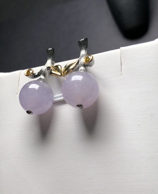Highly translucent icy lavender jadeite beads earring - Image 2