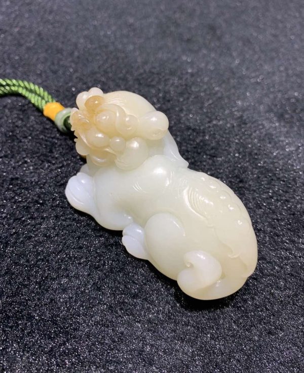 Natural white jade PiXiu carving nephrite - Image 3
