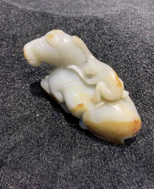 Natural white jade horse with monkey carving nephrite ornament - Image 3