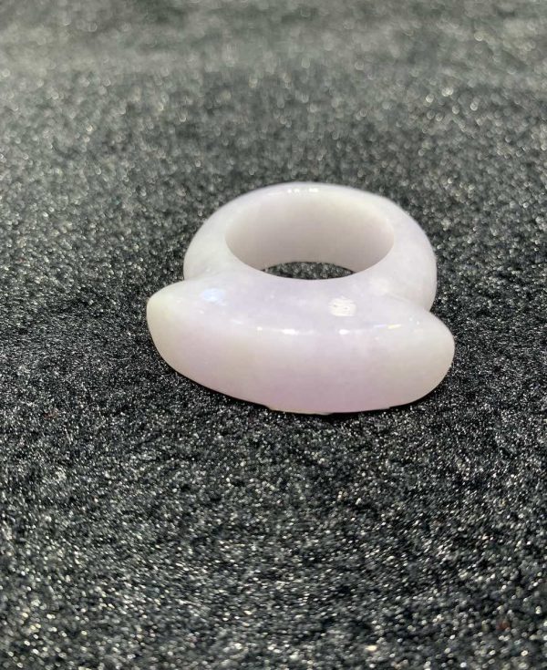 Icy translucent faint pink lavender saddle jadeite ring - Image 2