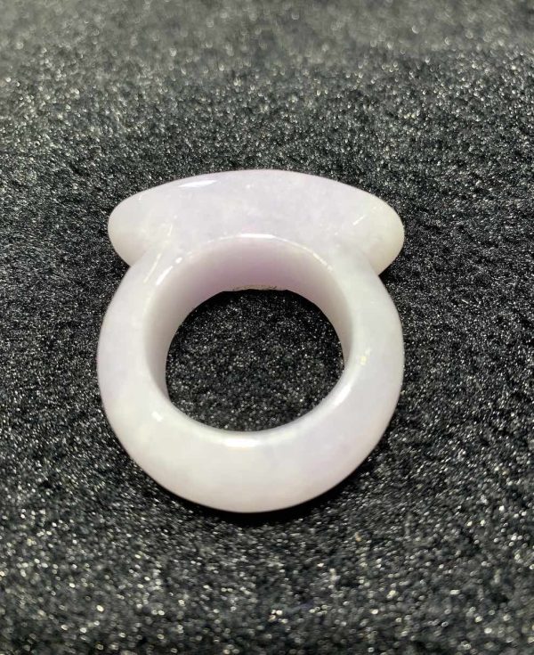 Icy translucent faint pink lavender saddle jadeite ring - Image 5