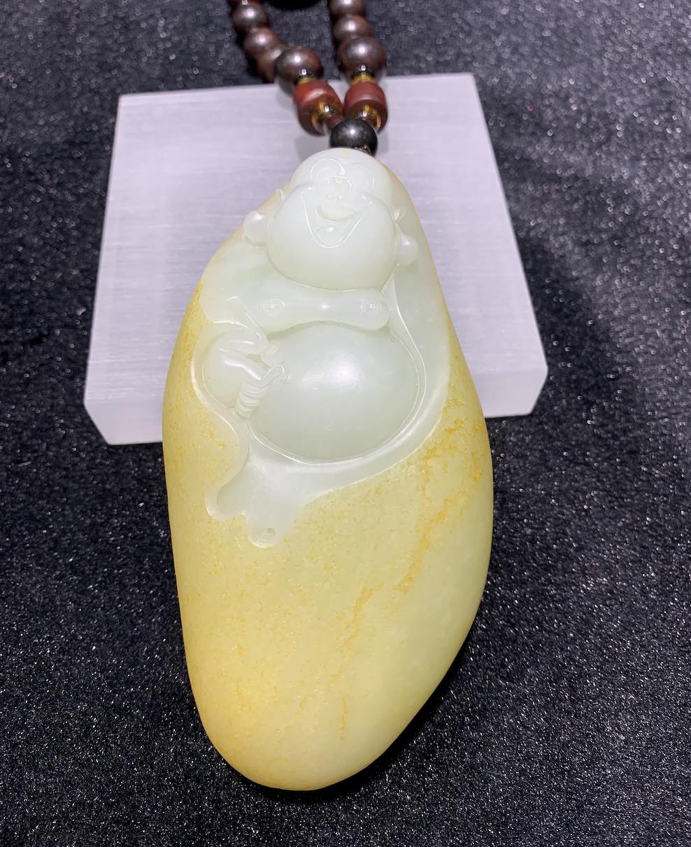 natural white jade standing buddha with Money pouch nephrite