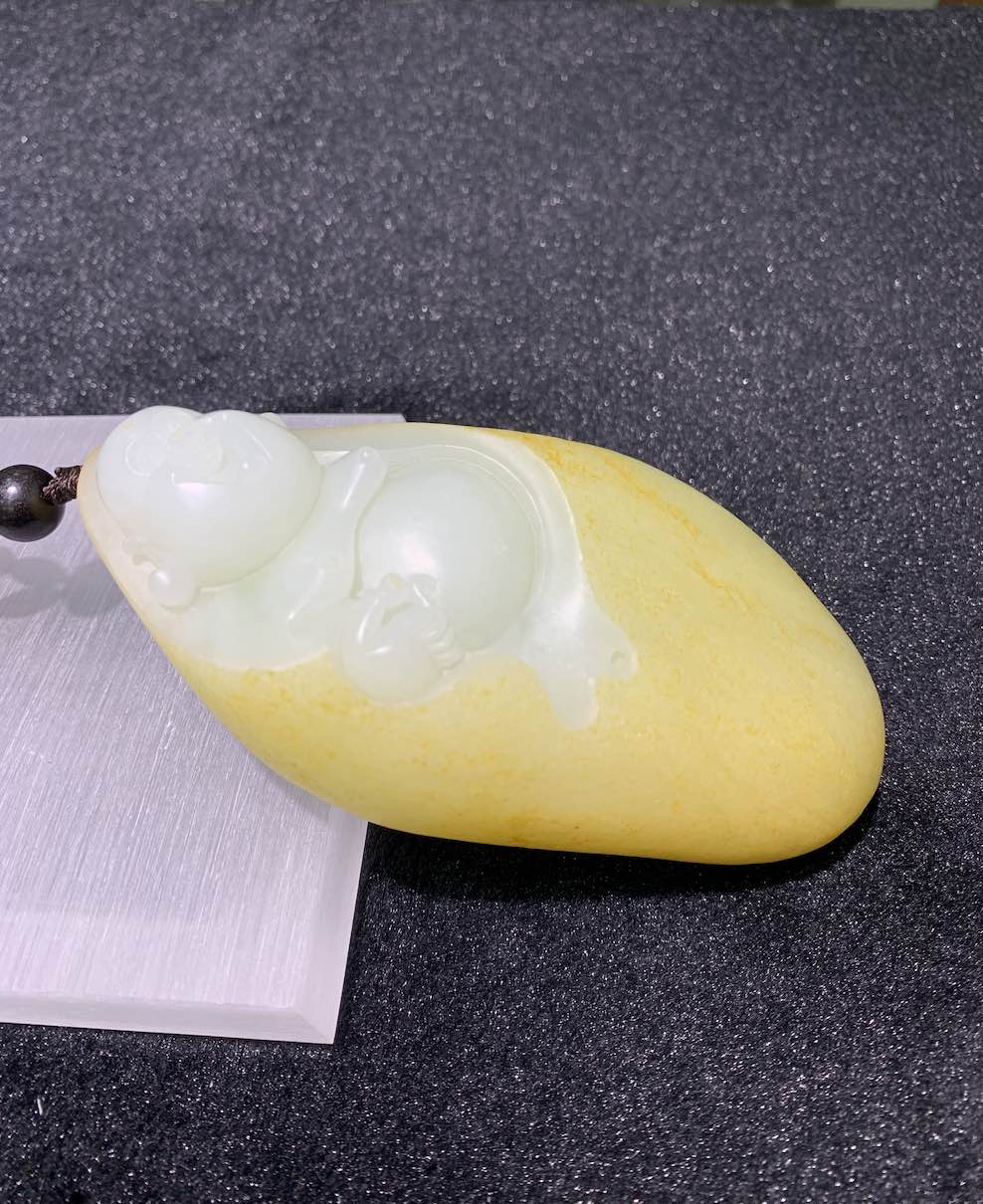 natural white jade standing buddha with Money pouch nephrite - Image 2
