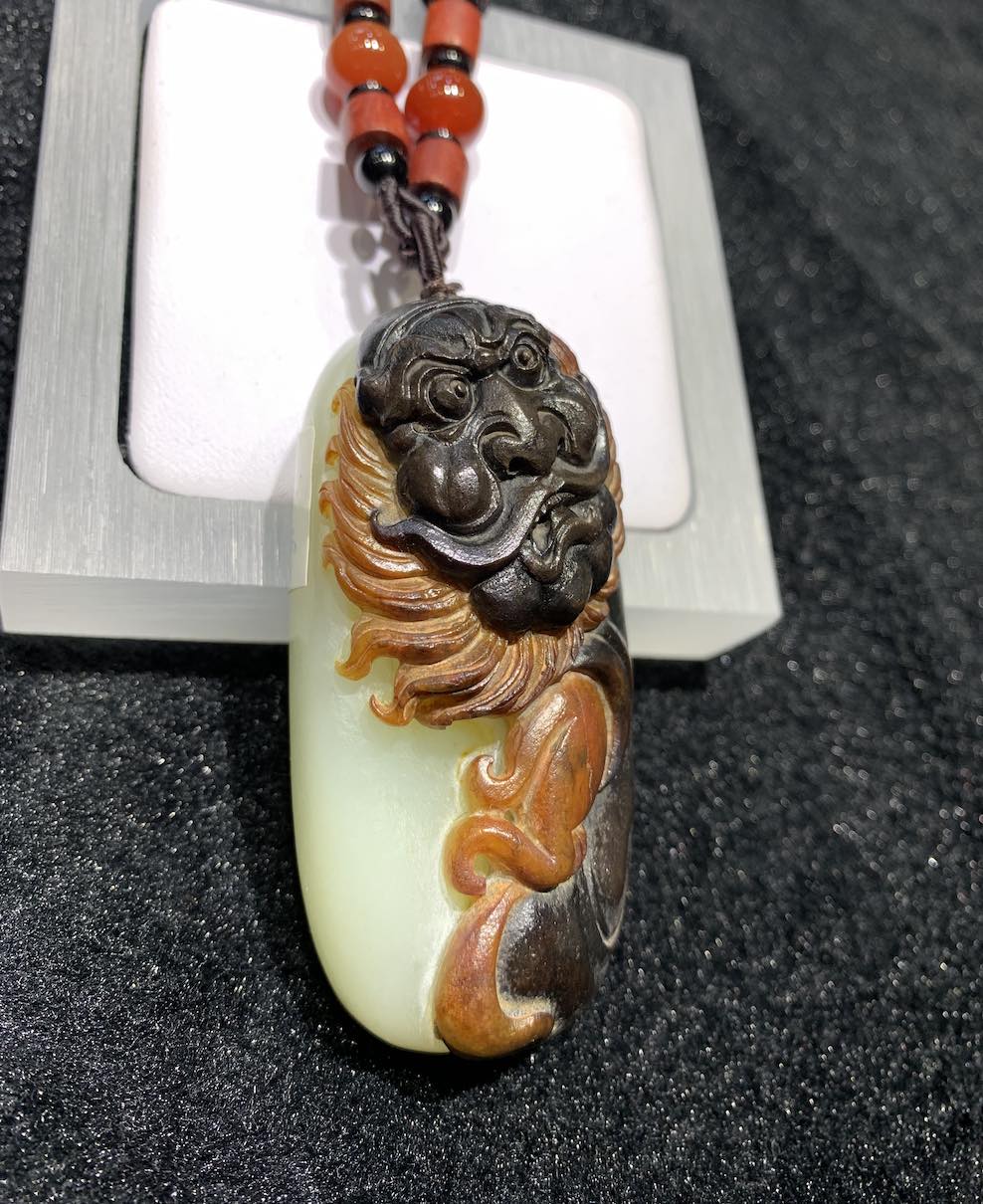 Natural white jade ZhongKui carving nephrite - Image 2