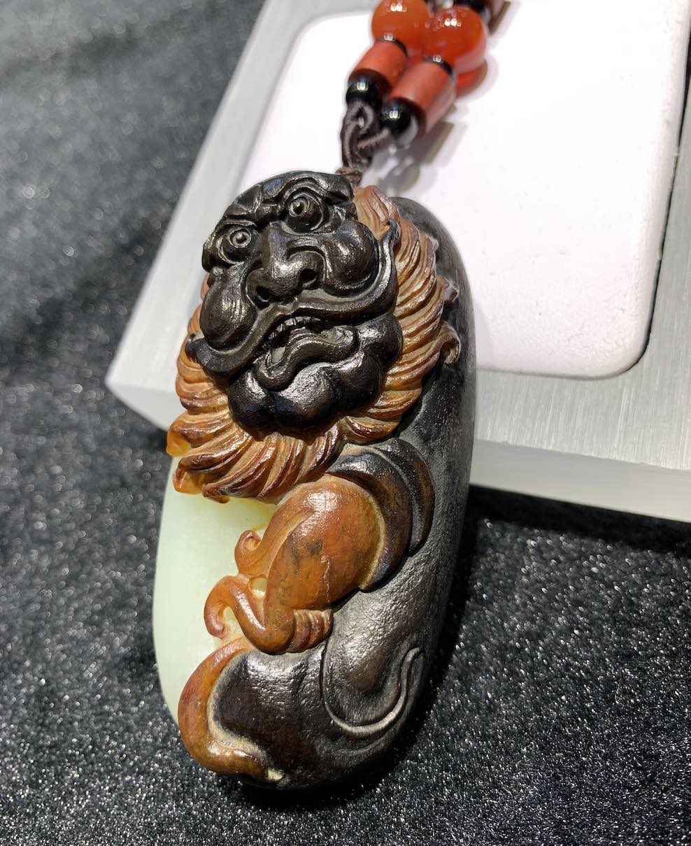 Natural white jade ZhongKui carving nephrite - Image 5
