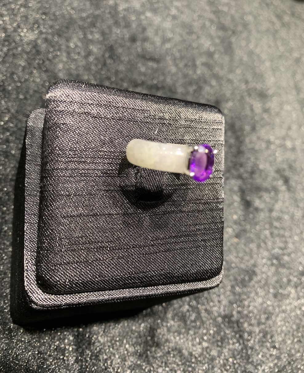 icy whiteish jadeite ring setting with amethyst - Image 3