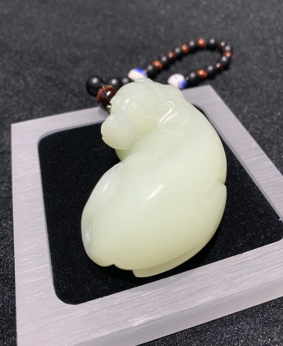 natural white jade dog carving nephrite - Image 4