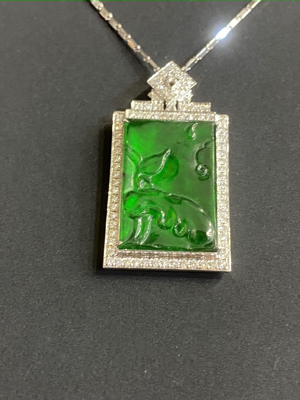 highly translucent icy vibrant green lotus jadeite pendant - Image 4