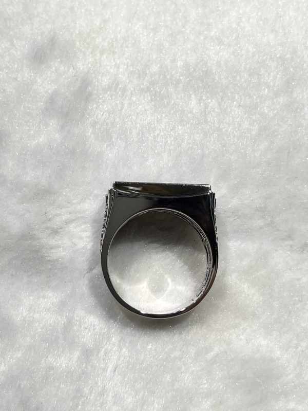 Translucent rectangular omphacite jadeite ring - Image 3