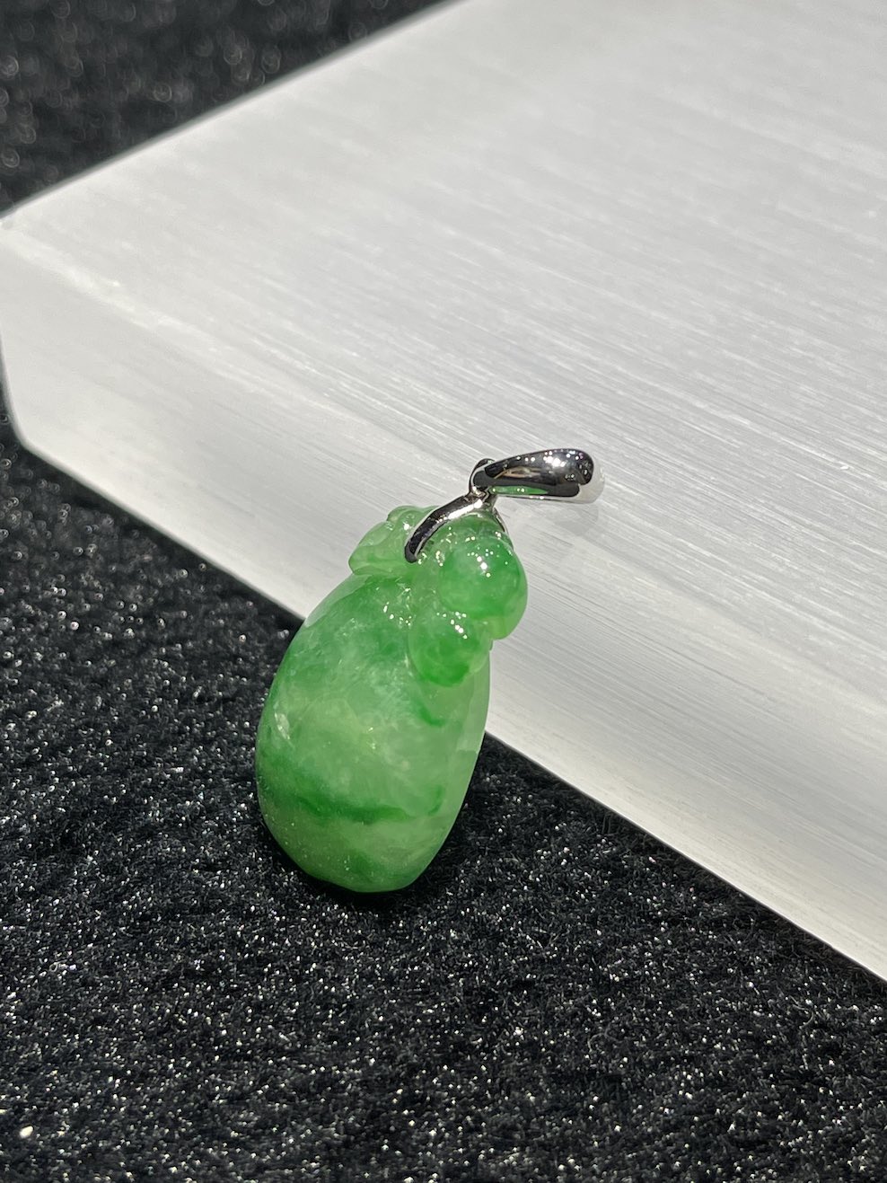 Translucent green peach jadeite pendant - Nanyang Jade –Authentic ...