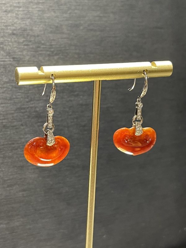 Translucent vivid reddish Ruyi jadeite earring - Image 5