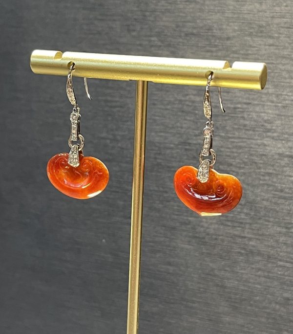 Translucent vivid reddish Ruyi jadeite earring - Image 4