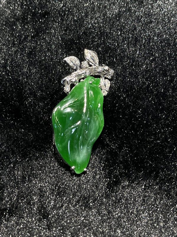 icy translucent vibrant green leaf jadeite pendant/brooch