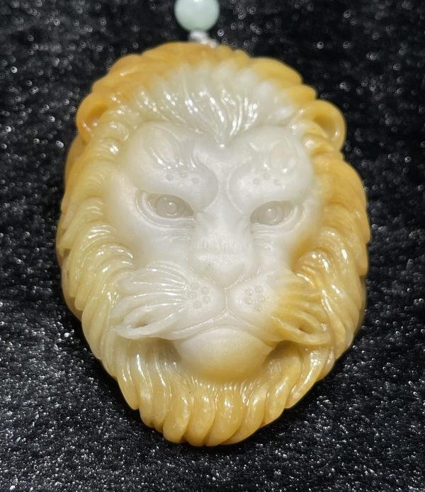 translucent honey yellow lion head jadeite pendant[SOLD OUT] - Image 4