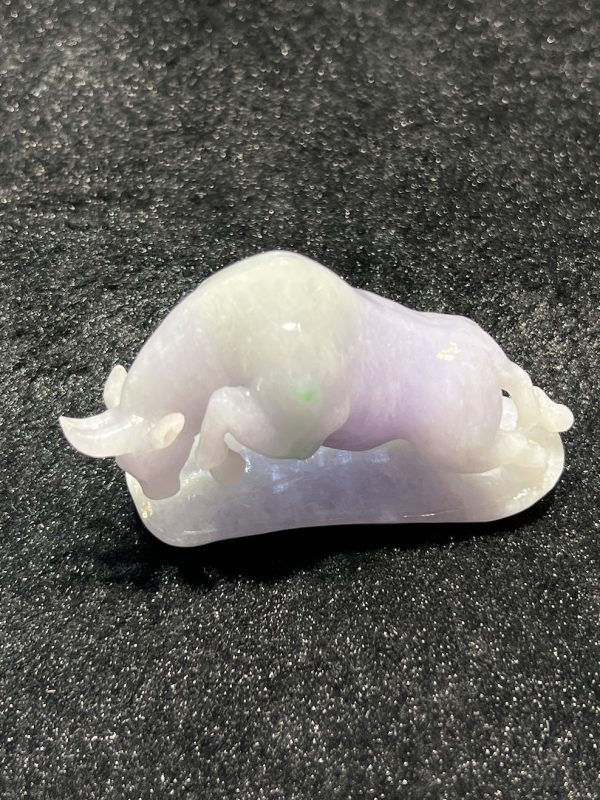 Translucent lavender with green bull jadeite ornament - Image 2