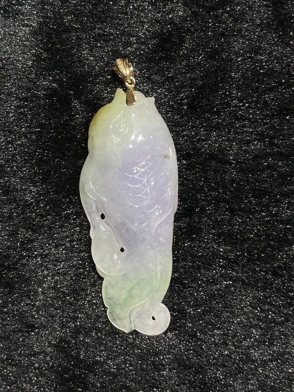 Translucent triple colour fish carving jadeite pendant