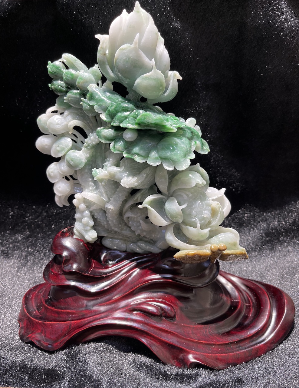 Translucent whiteish apple green lotus jadeite ornament - Image 2