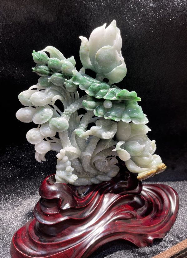 Translucent whiteish apple green lotus jadeite ornament - Image 5