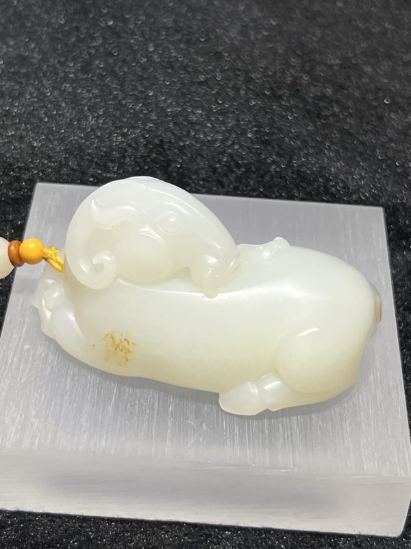 natural white jade goat carving nephrite - Image 3