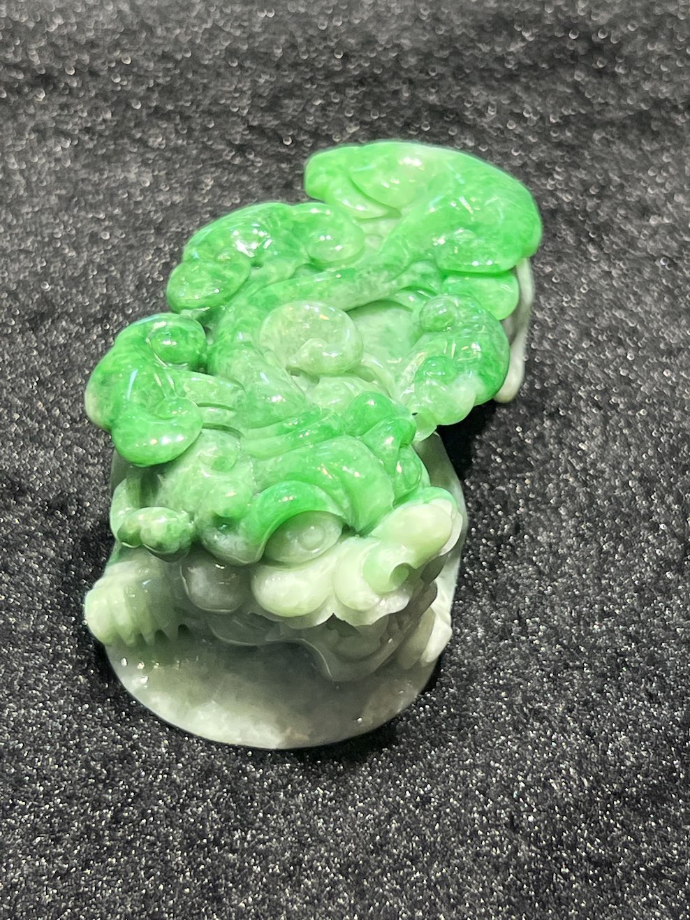 translucent vibrant green Pixiu jadeite ornament - Image 2