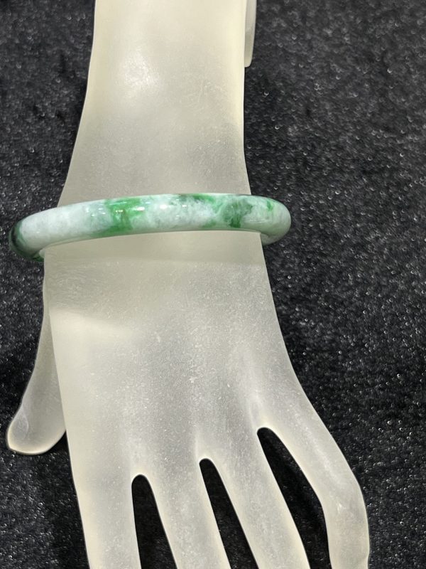 translucent whitish vibrant green jadeite bangle[SOLD OUT] - Image 3