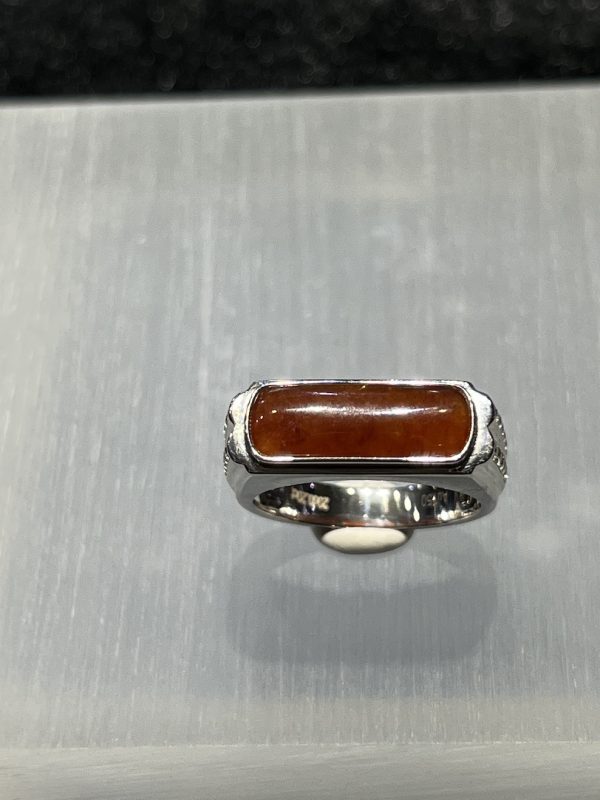 Icy translucent reddish saddle jadeite ring - Image 3
