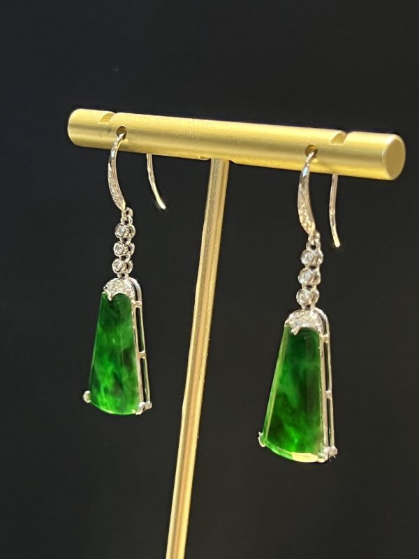 icy translucent old pit green Trapezoid jadeite earring[SOLD OUT] - Image 5