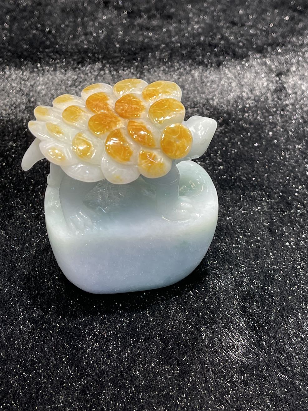 translucent gold coin turtle jadeite ornament - Image 4