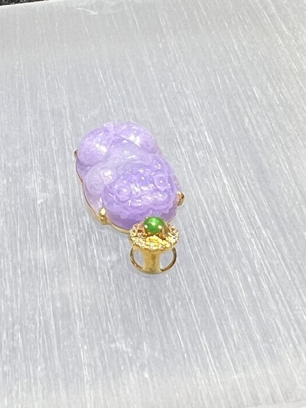 translucent lavender Pixiu jadeite pendant[SOLD OUT] - Image 4