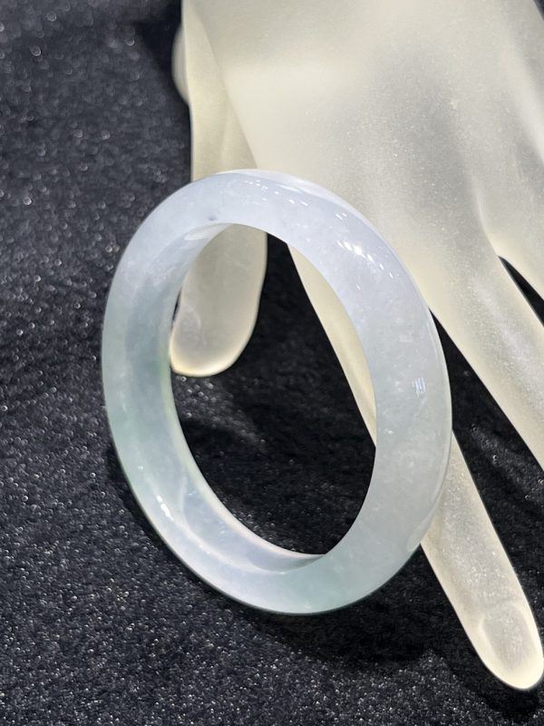 highly translucent icy faint floral green jadeite bangle[SOLD OUT] - Image 4