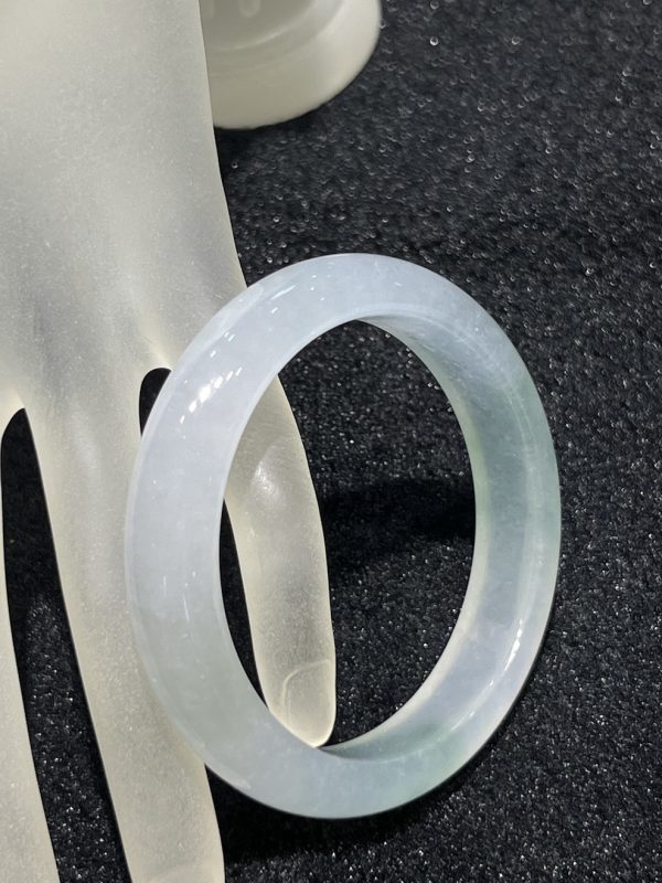 highly translucent icy faint floral green jadeite bangle[SOLD OUT] - Image 5