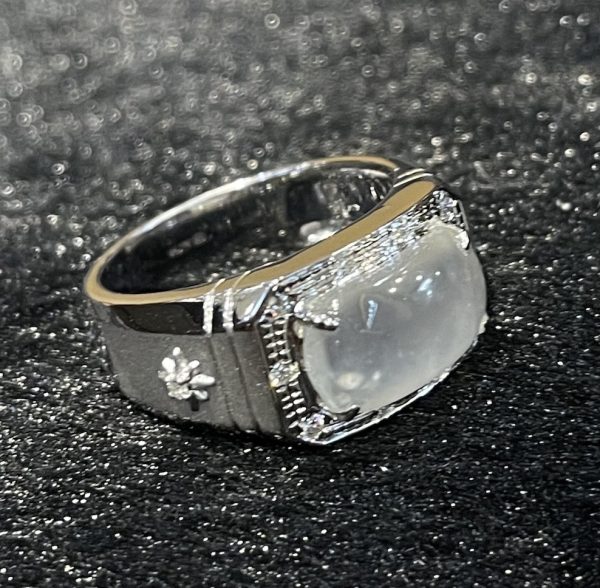 Highly translucent icy saddle jadeite ring[SOLD OUT] - Image 3