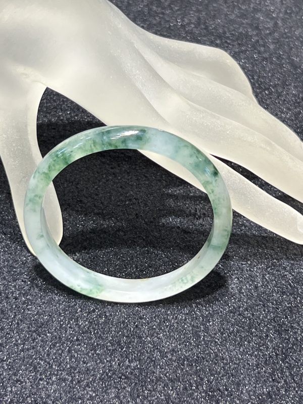 icy translucent floral green oval shape jadeite bangle[SOLD OUT] - Image 2