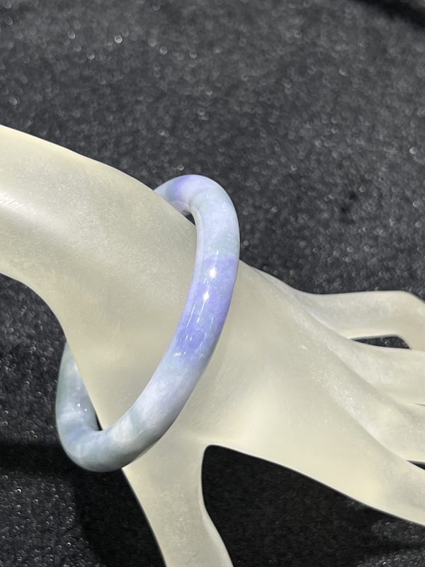 translucent lavender with green jadeite bangle[SOLD OUT] - Image 3
