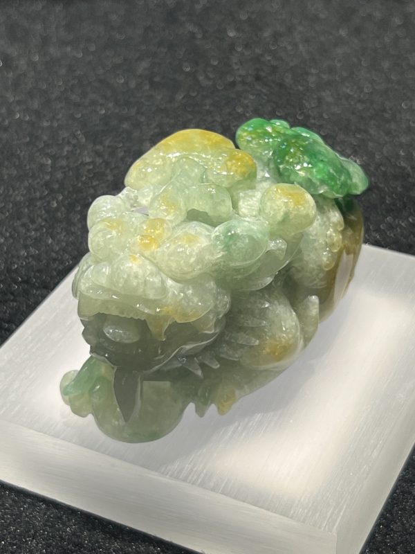 translucent triple colour Pixiu jadeite ornament - Image 4