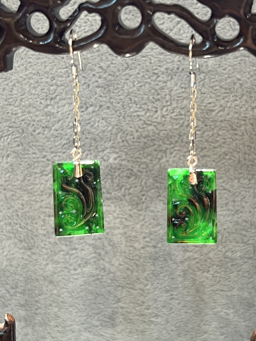 icy translucent vibrant old pit green jadeite earring - Image 4
