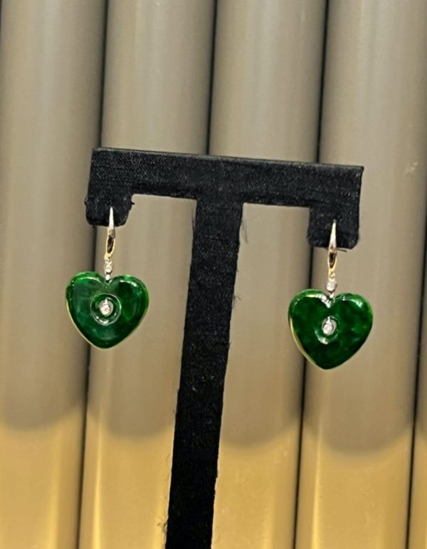 translucent dark green heart shape jadeite earring[SOLD OUT] - Image 3