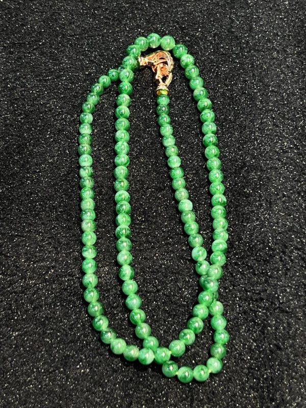 Translucent old pit green beads(4.5-5.6mm) jadeite necklace - Image 3