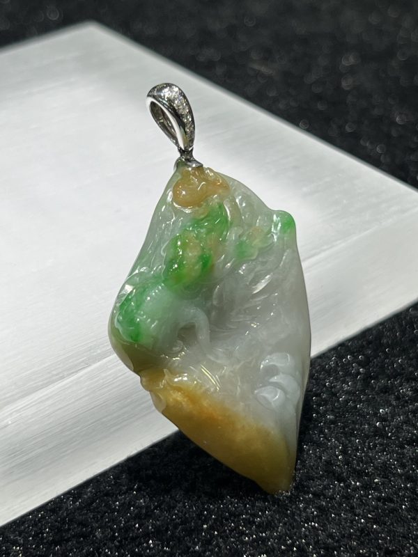 translucent tri-colour dragon head jadeite pendant[SOLD OUT] - Nanyang ...
