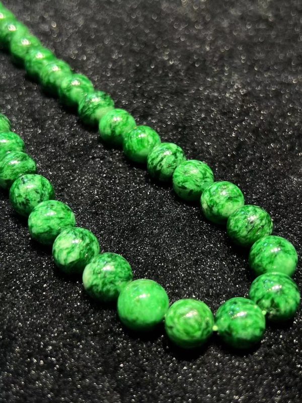translucent vivid old-pit green beads jadeite necklace - Image 2
