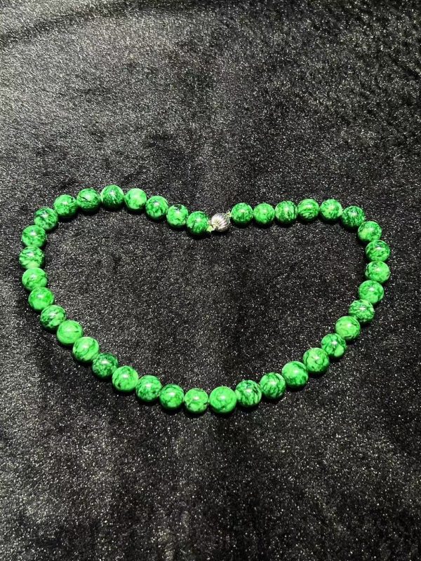 translucent vivid old-pit green beads jadeite necklace - Image 3