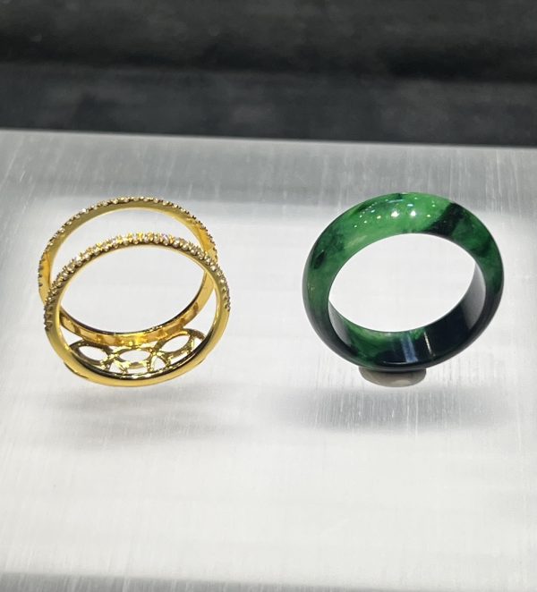Translucent old pit green Jadeite ring with gold diamond casing[SOLD OUT] - Image 2