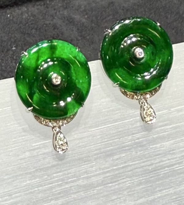 Translucent old pit green jadeite safety disc earrings with 18K white gold and diamonds