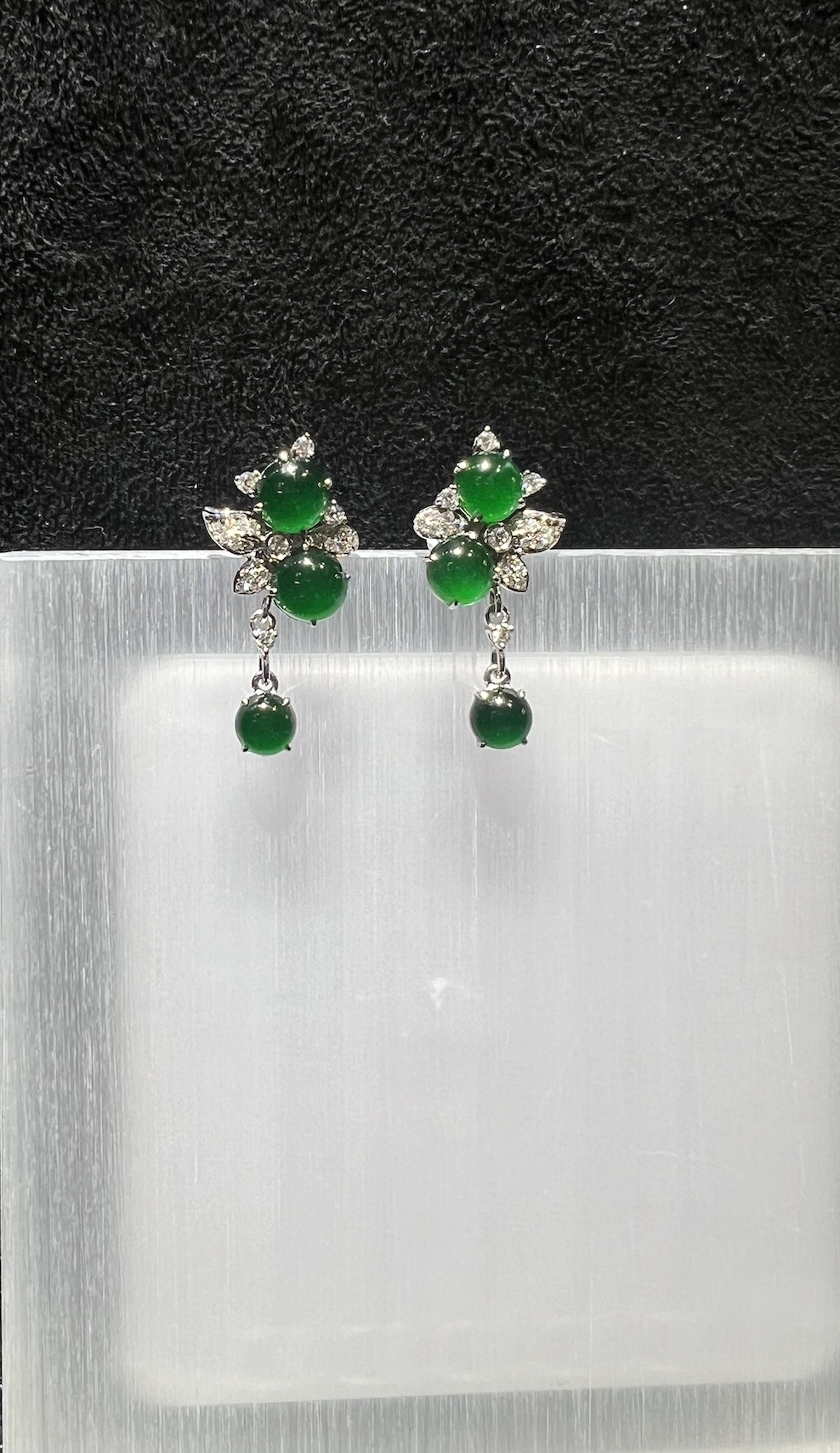 icy translucent vibrant green cabochon jadeite earring - Image 3