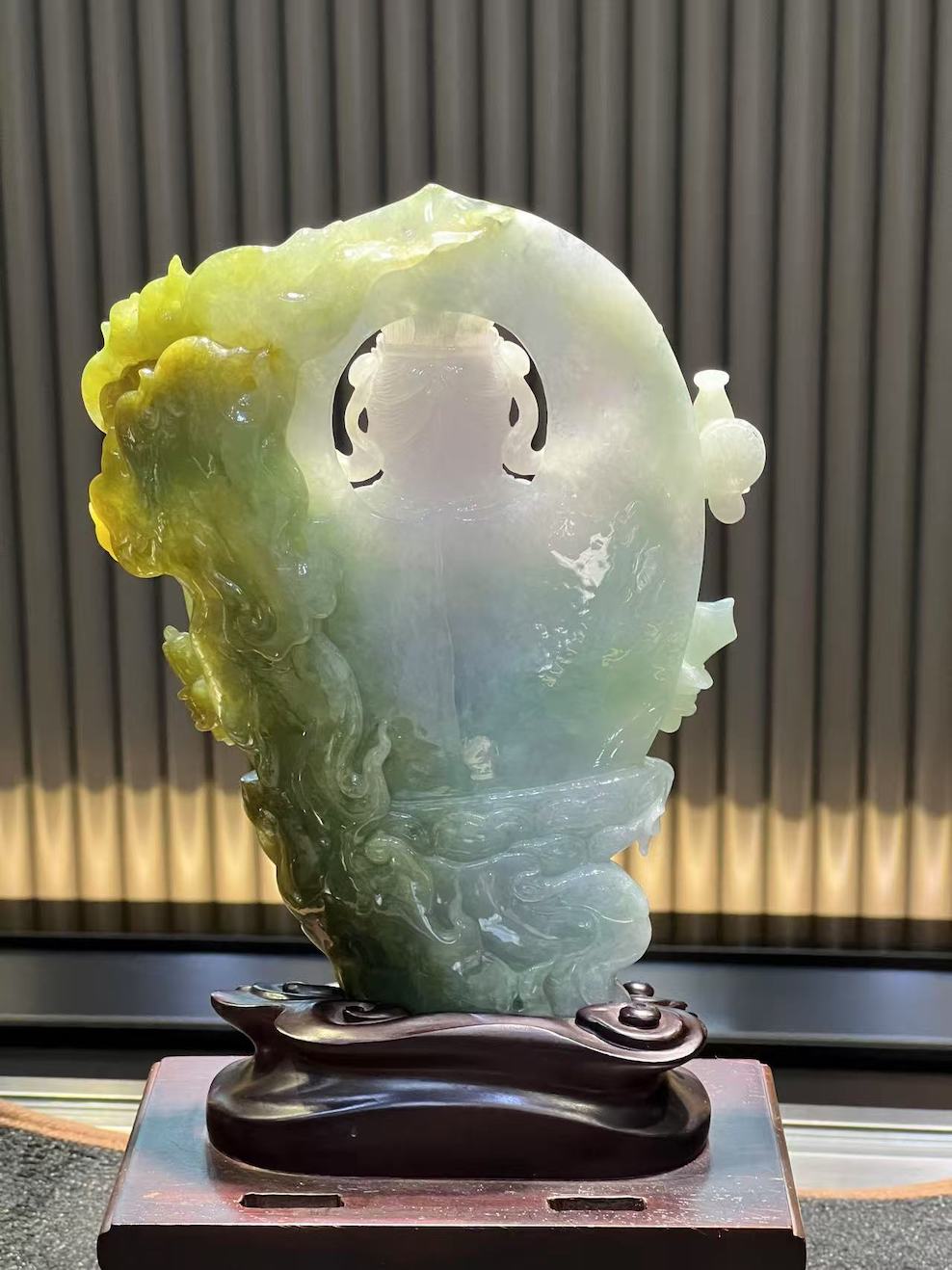 Translucent Lavender-Green-Yellow Thousand-Hand Guanyin Jadeite ornament
