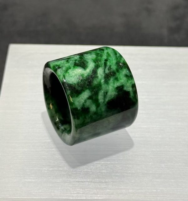 Translucent Dark Old Pit Green Jadeite Thumb Ring