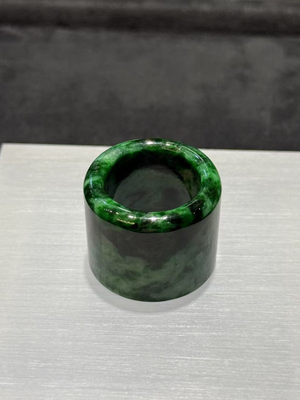 Translucent Dark Old Pit Green Jadeite Thumb/Archer Ring[SOLD OUT] - Image 3